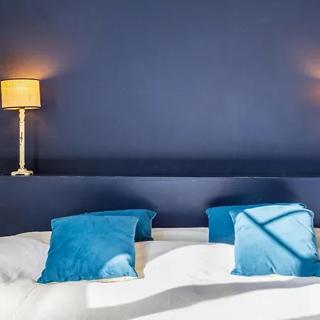 Maison Avec Piscine & Jardin- Centre بيت ضيافة