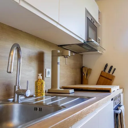 بيت ضيافة Maison Avec Piscine & Jardin- Centre